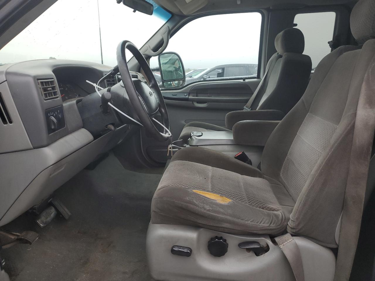 2002 Ford F250 Super Duty VIN: 1FTNX21F82EB22840 Lot: 81647145