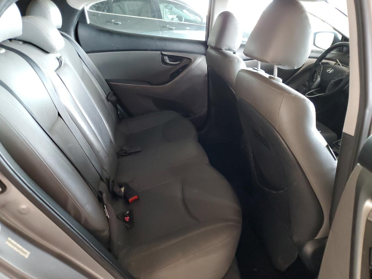 2013 Hyundai Elantra VIN: KMHDH4AE5DU570713 Lot: 71259315