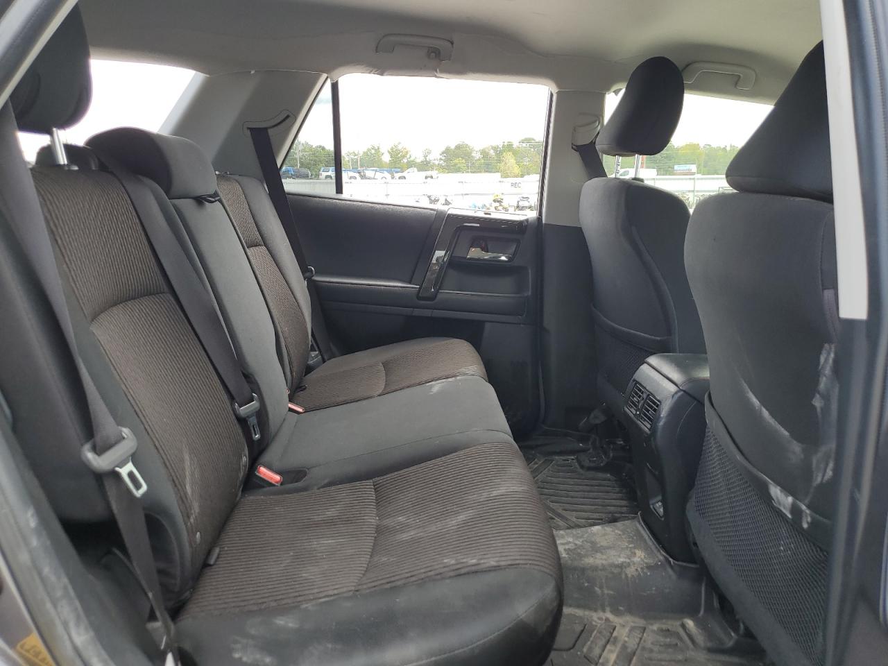 2022 Toyota 4Runner Sr5/Sr5 Premium VIN: JTEPU5JR2N5989048 Lot: 83936605