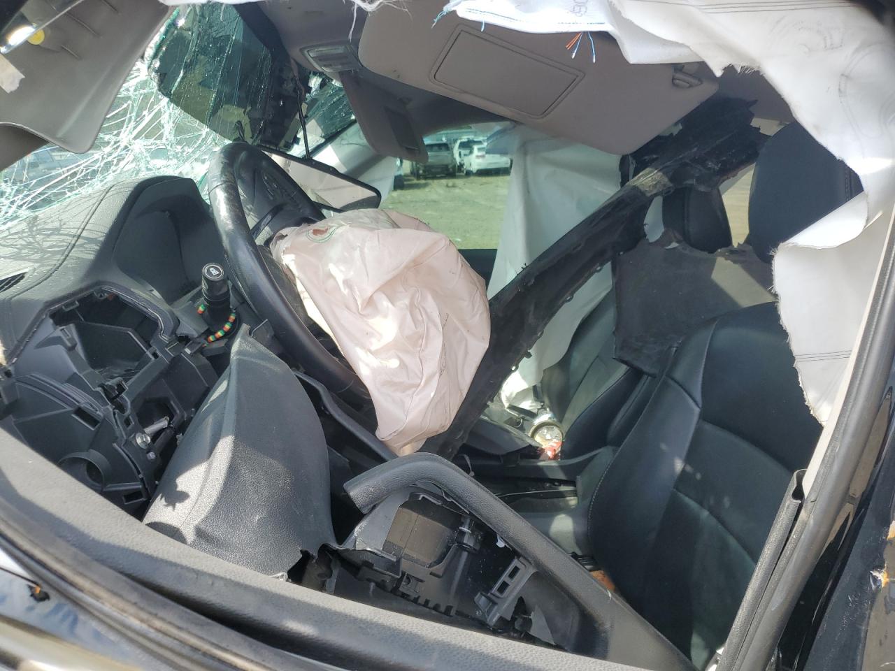 2018 Honda Pilot Touring VIN: 5FNYF5H95JB006851 Lot: 81940175