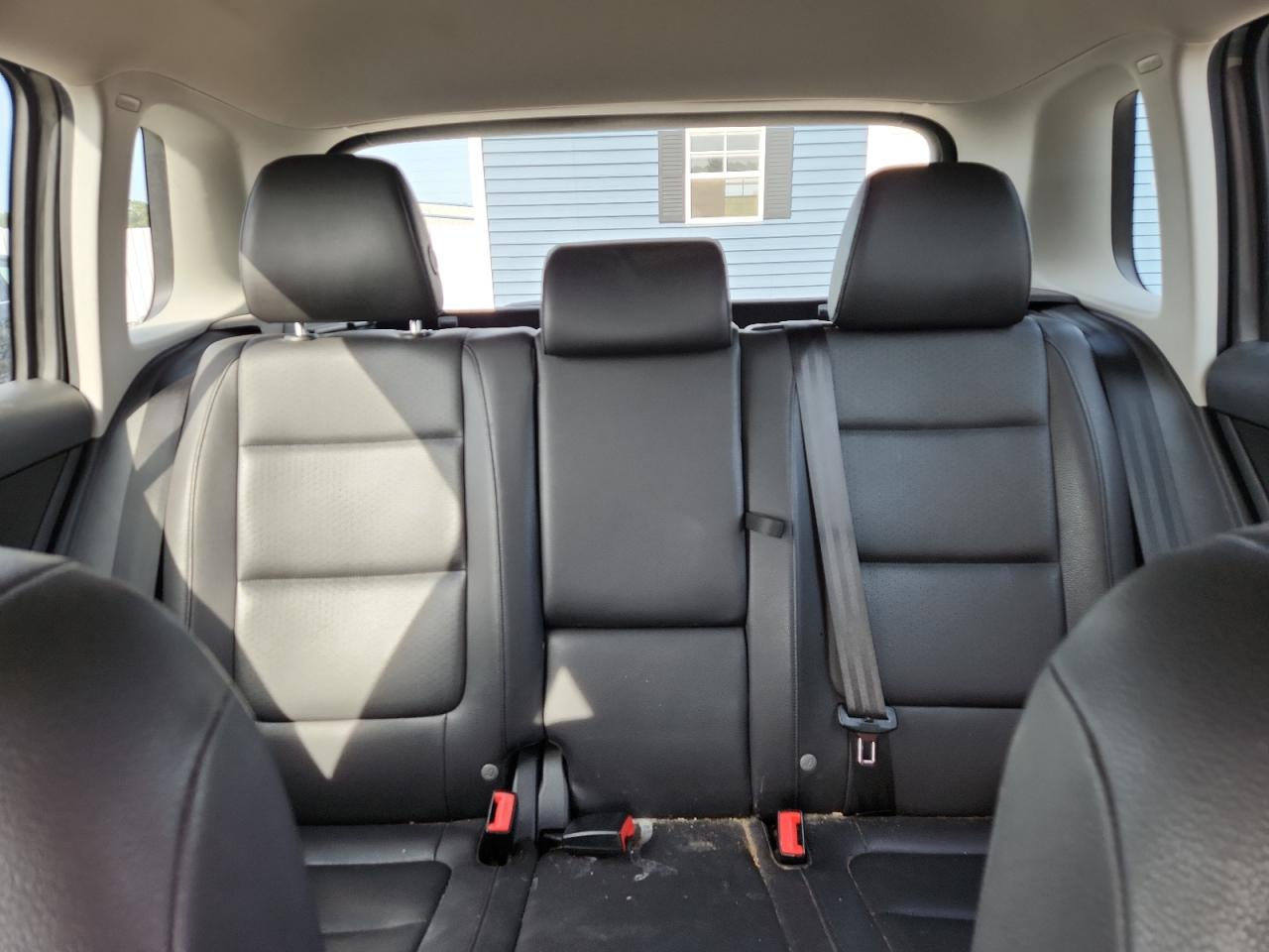 2016 Volkswagen Tiguan S VIN: WVGBV7AX8GW526118 Lot: 85056385