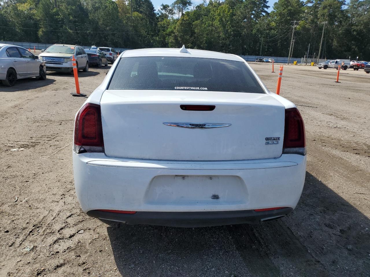 2020 Chrysler 300 Touring VIN: 2C3CCAAG3LH147505 Lot: 84044695