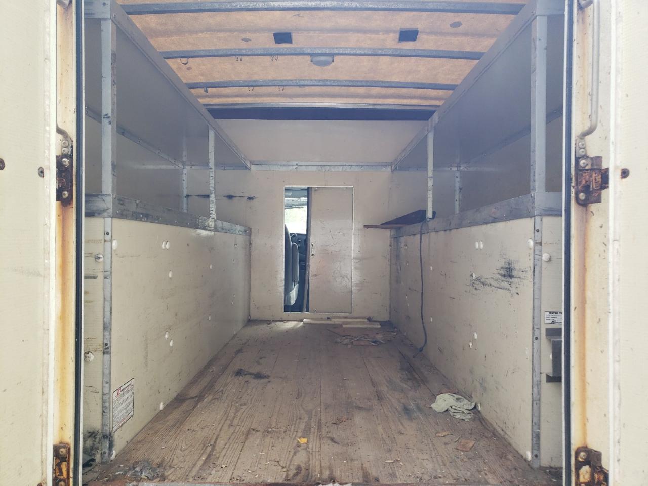 2008 Ford Econoline E350 Super Duty Cutaway Van VIN: 1FDWE35L08DB52229 Lot: 80764425