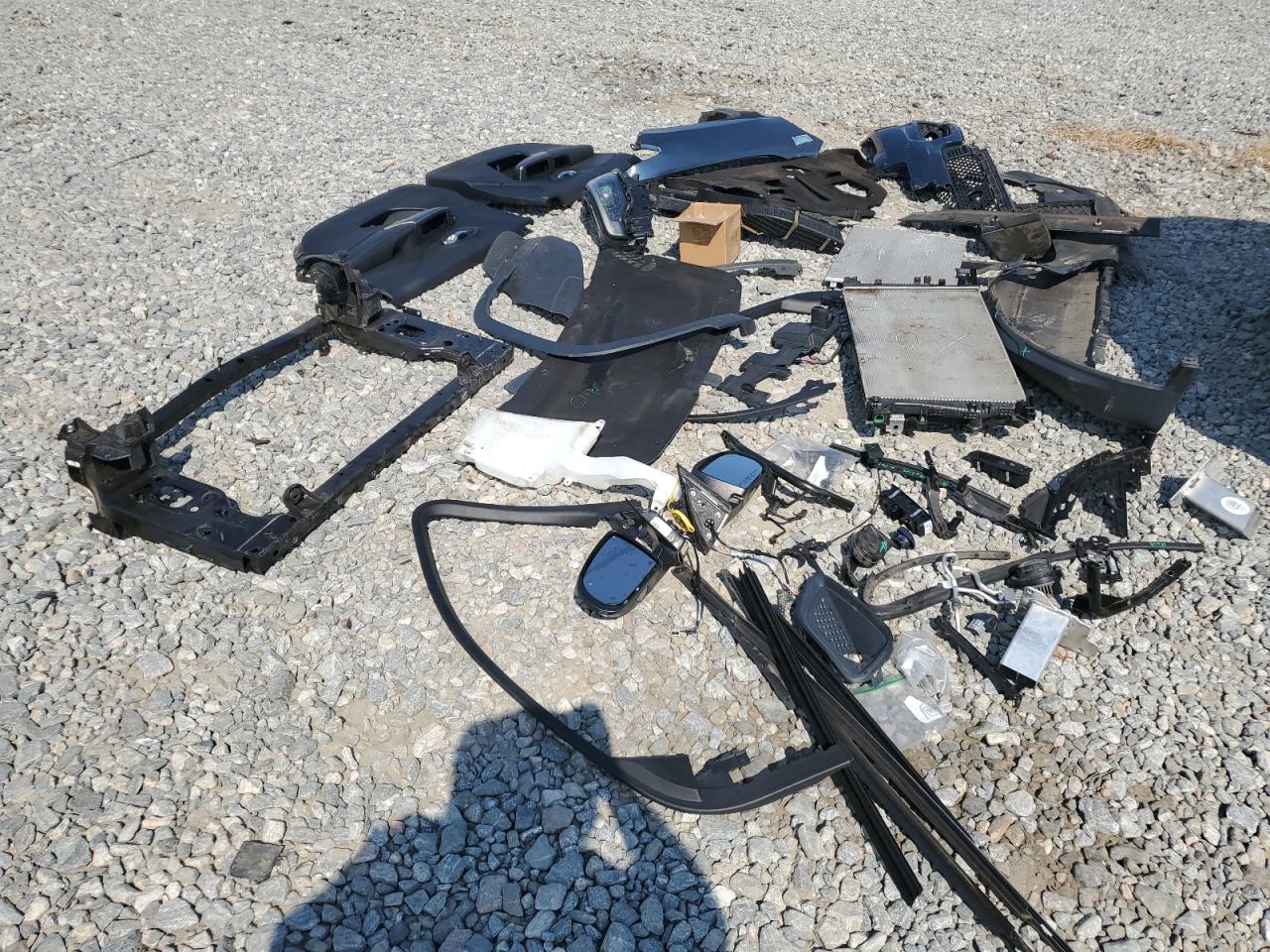 2020 Jeep Cherokee Latitude Plus VIN: 1C4PJLLB7LD610730 Lot: 81234305