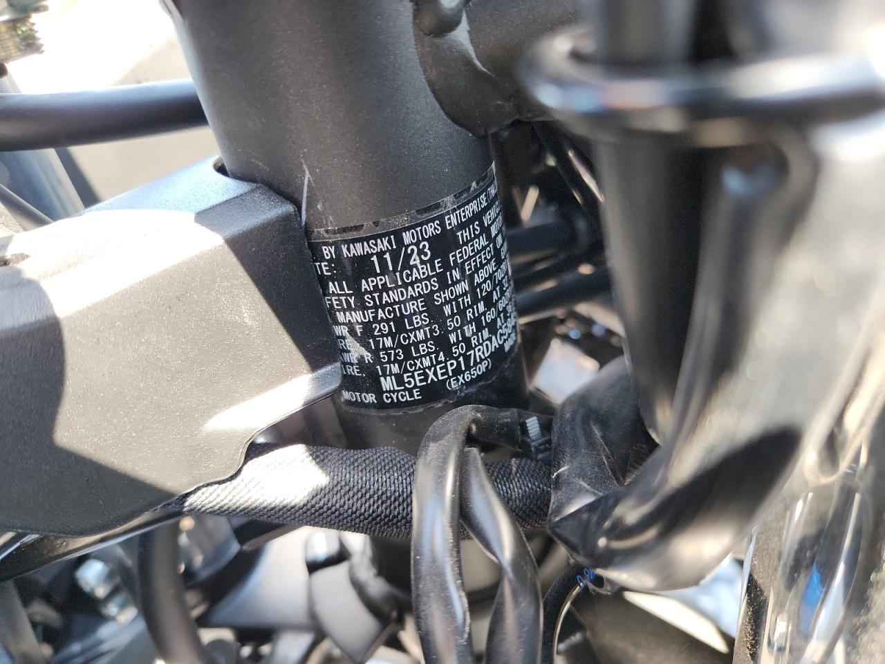 2024 Kawasaki Ex650 P VIN: ML5EXEP17RDAC5845 Lot: 80802815