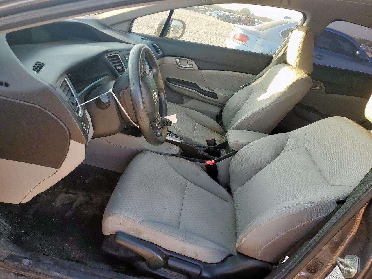 2014 Honda Civic Lx VIN: 19XFB2F59EE013086 Lot: 84732005