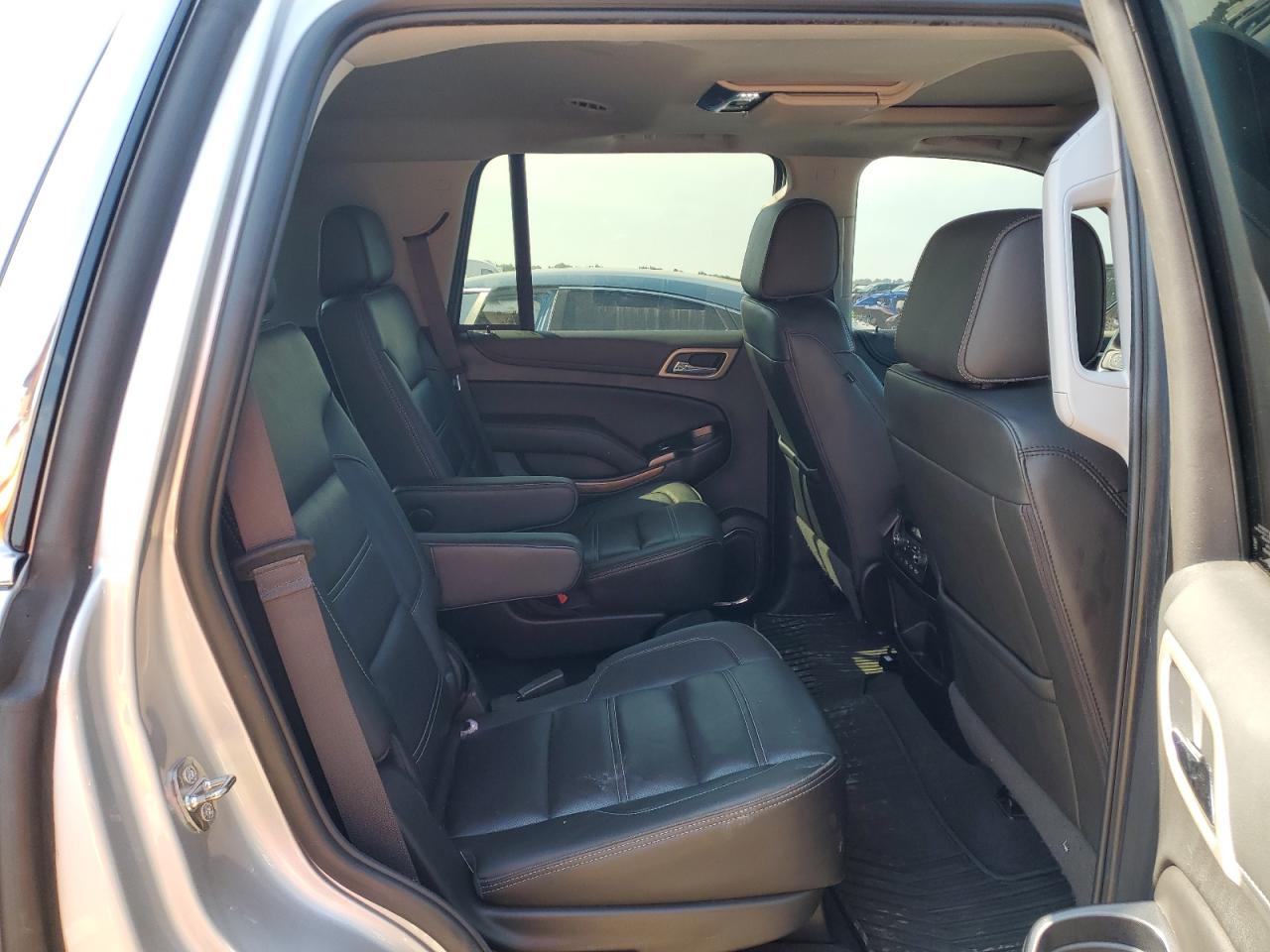 2019 GMC Yukon Denali VIN: 1GKS1CKJ1KR325272 Lot: 72085065