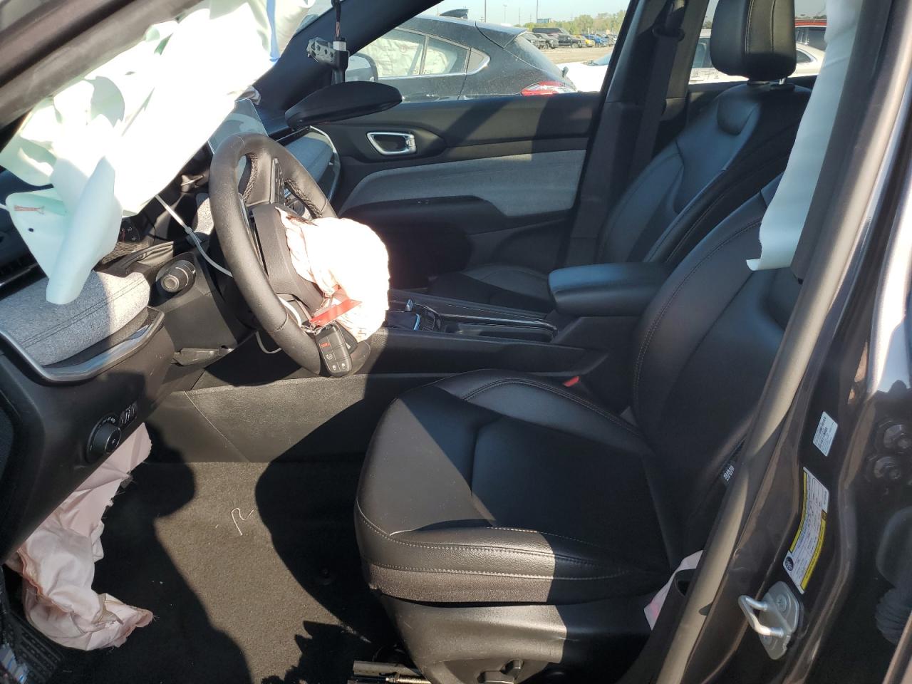 2024 Jeep Compass Latitude Lux VIN: 3C4NJDFN1RT127319 Lot: 80584585