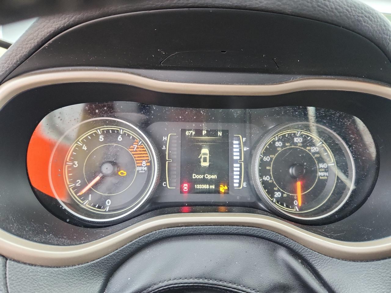 2016 Jeep Cherokee Latitude VIN: 1C4PJLCS5GW114450 Lot: 71704165