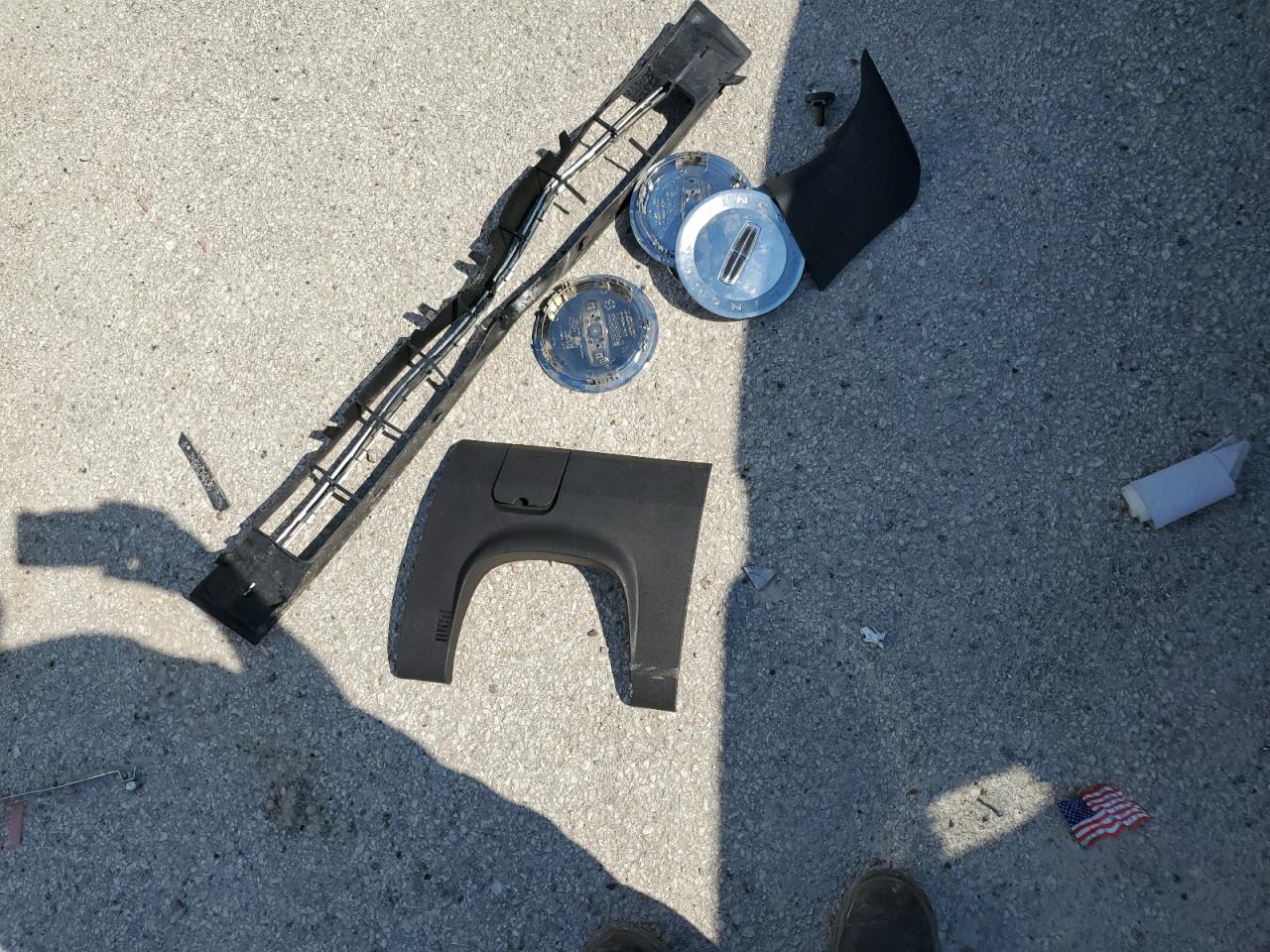 2009 Lincoln Mkz VIN: 3LNHM26T99R610377 Lot: 82123385