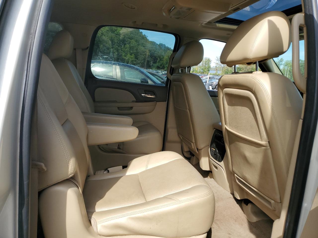 2011 Chevrolet Suburban K1500 Ltz VIN: 1GNSKKE34BR112632 Lot: 80007975