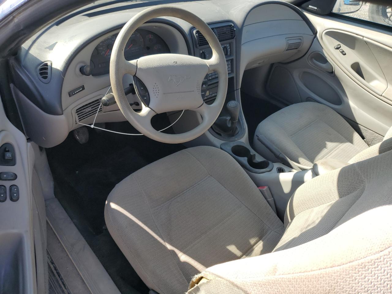 2000 Ford Mustang VIN: 1FAFP4046YF206163 Lot: 81810035