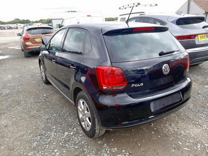 2010 VOLKSWAGEN POLO MODA