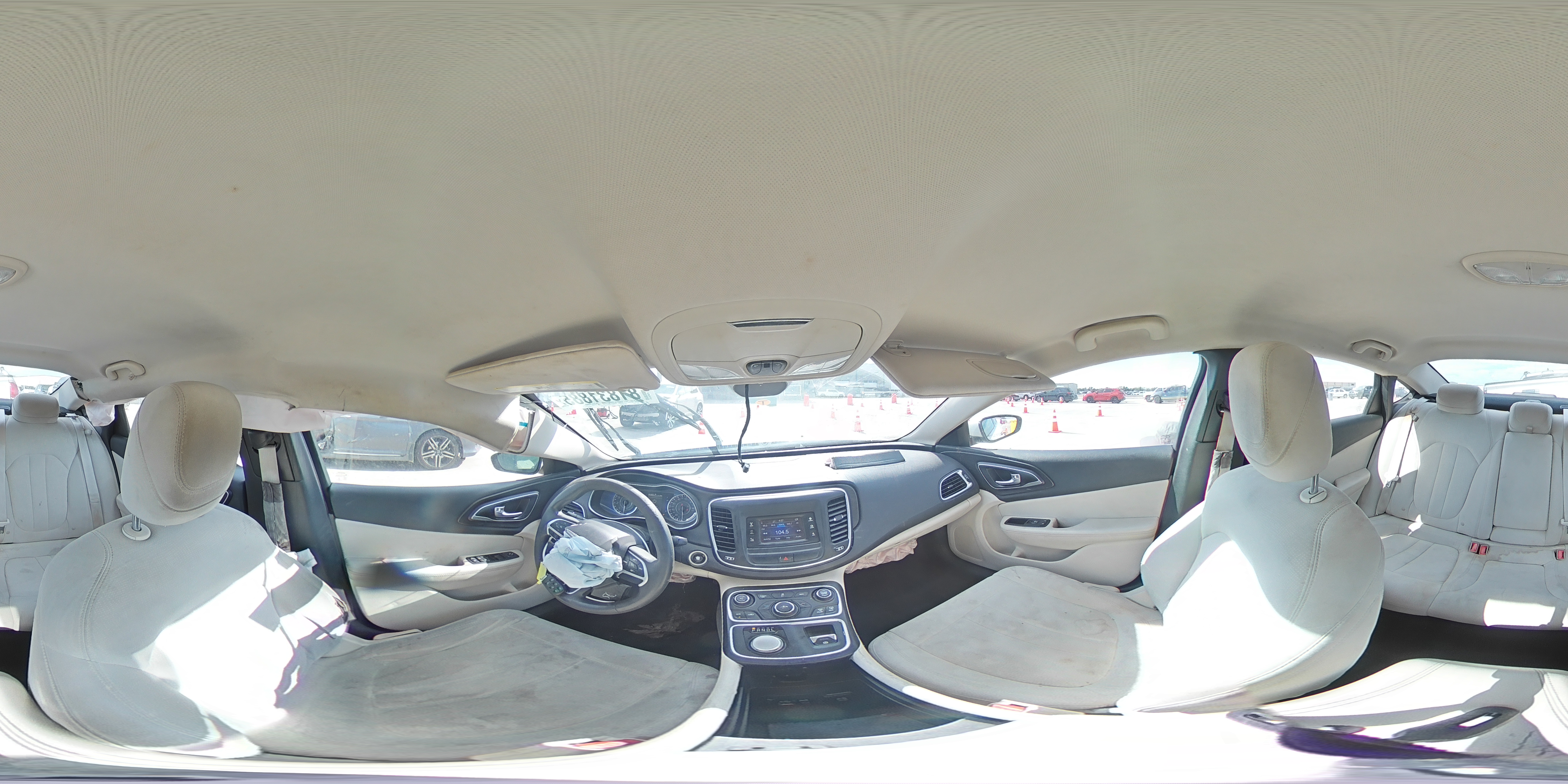 2015 Chrysler 200 Limited VIN: 1C3CCCAB5FN571571 Lot: 81831885