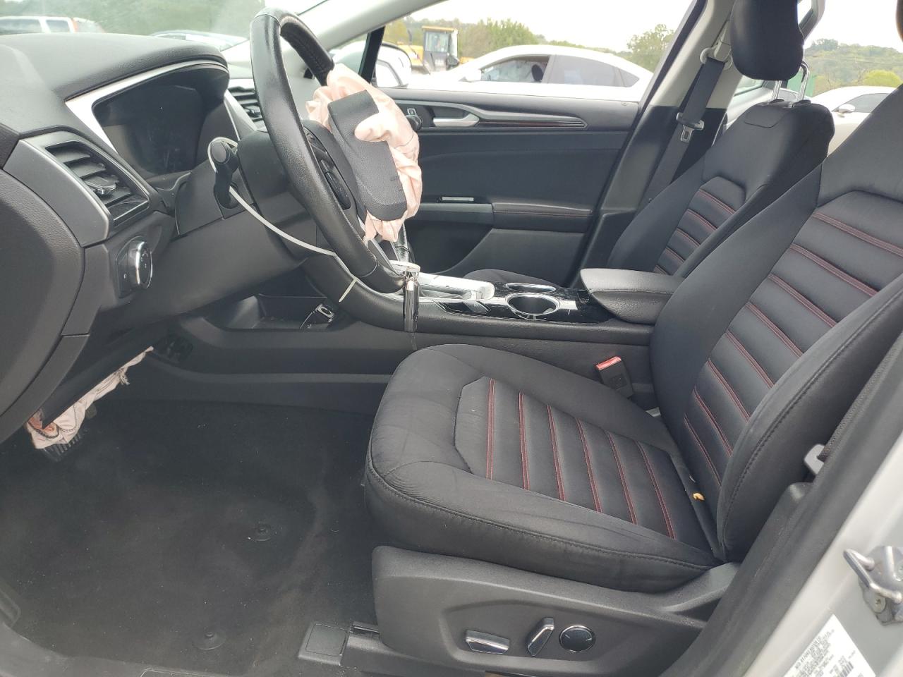 2013 Ford Fusion Se VIN: 3FA6P0HR8DR181238 Lot: 83979115