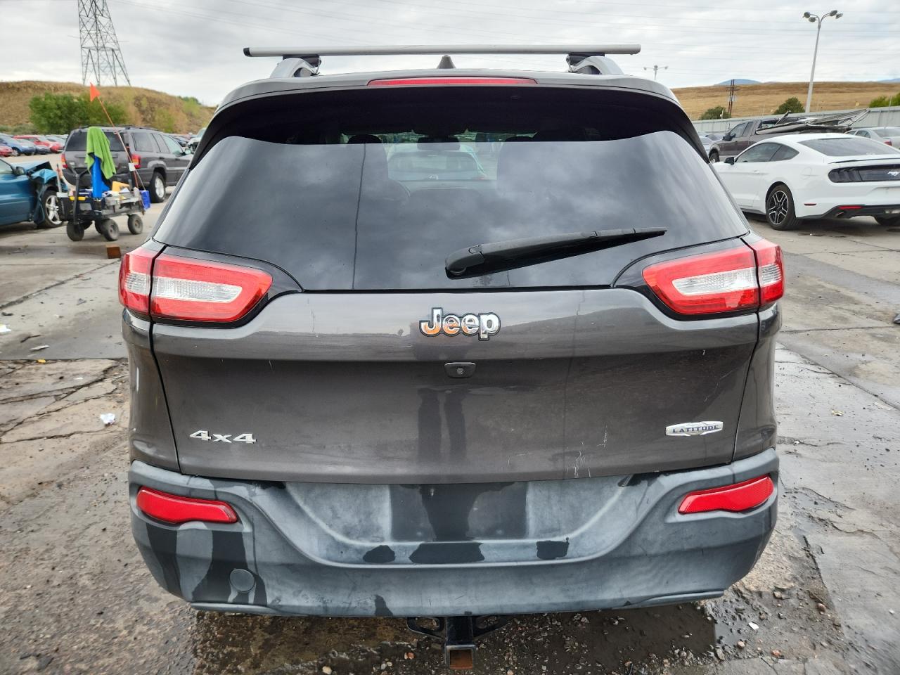 2016 Jeep Cherokee Latitude VIN: 1C4PJMCB6GW293250 Lot: 81465405