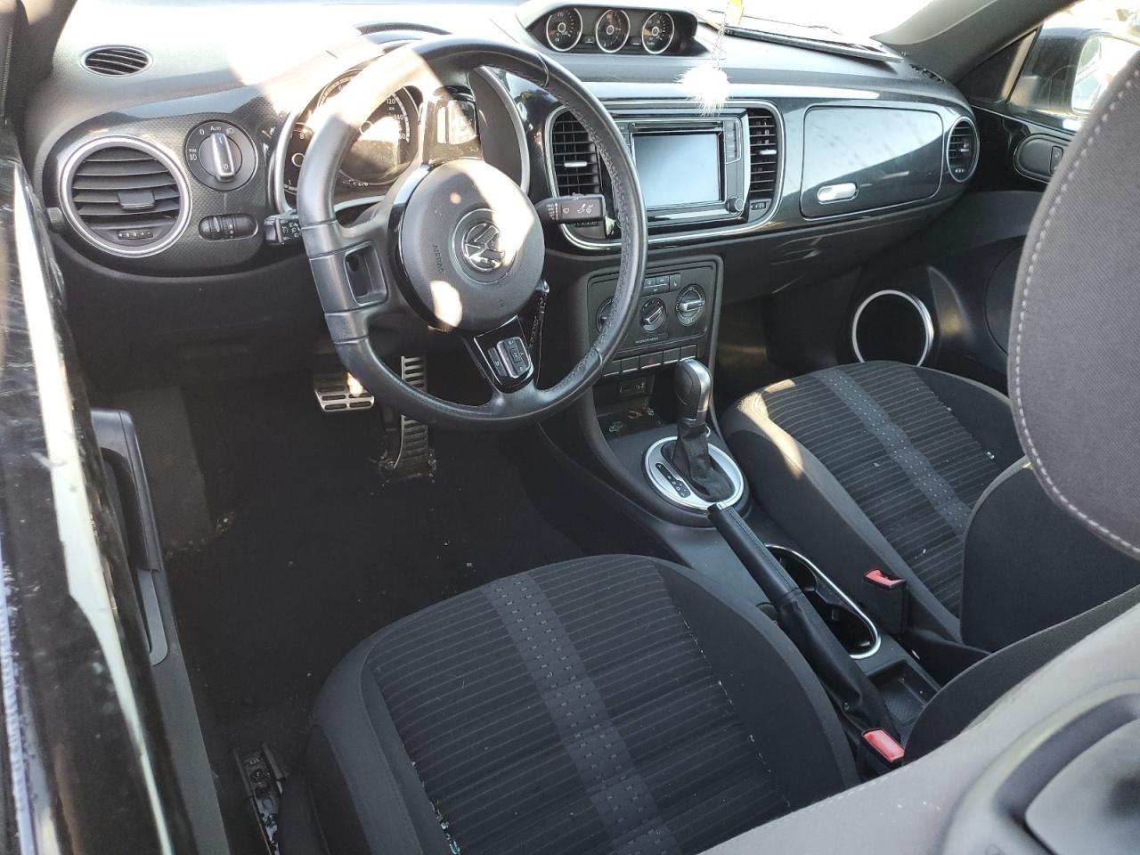 2016 Volkswagen Beetle R-Line VIN: 3VWVT7AT0GM602898 Lot: 84384365