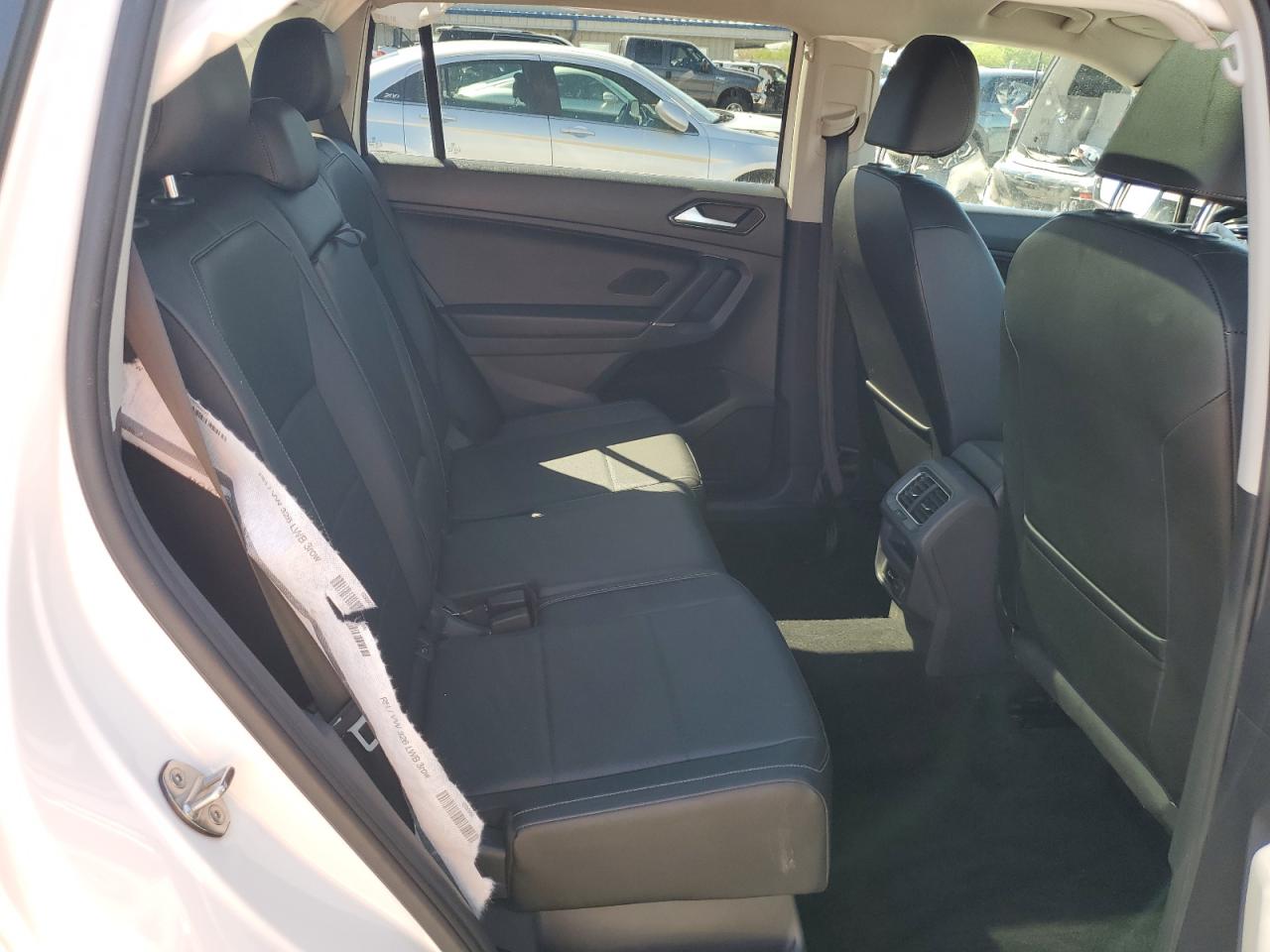 2018 Volkswagen Tiguan Se VIN: 3VV2B7AX0JM115740 Lot: 71916795