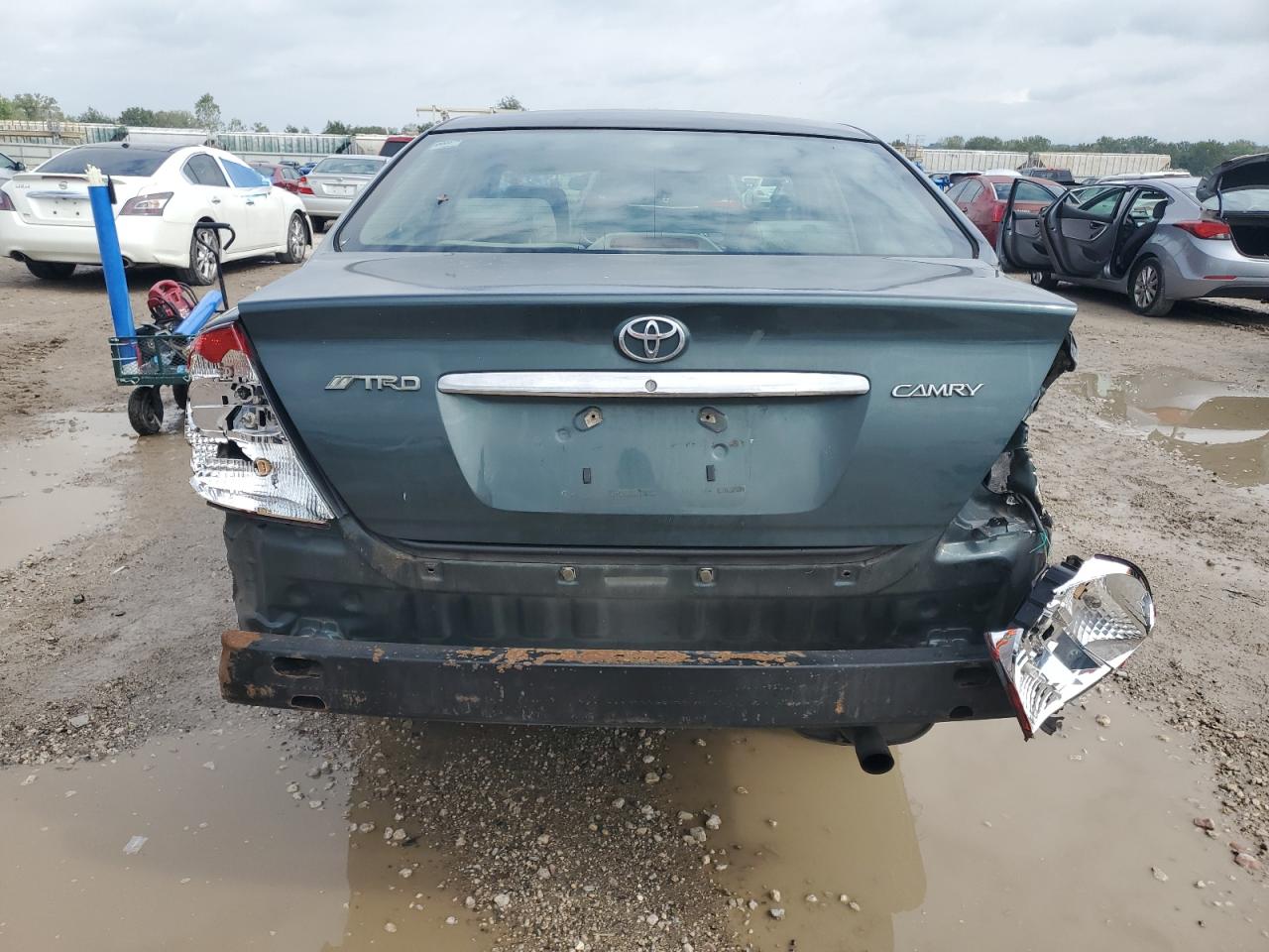 2002 Toyota Camry Le VIN: 4T1BE32K32U543876 Lot: 82151065