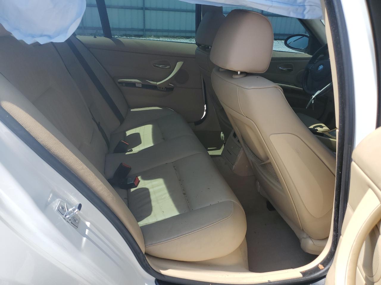 2006 BMW 330 I VIN: WBAVB33546KR81842 Lot: 71733195