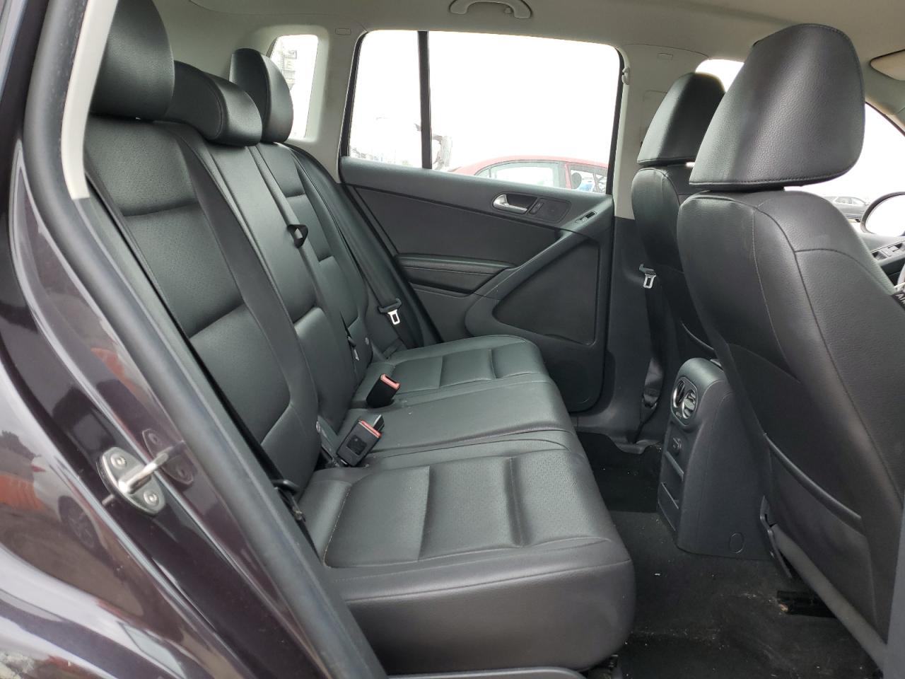 2016 Volkswagen Tiguan S VIN: WVGAV7AX3GW536745 Lot: 80681695
