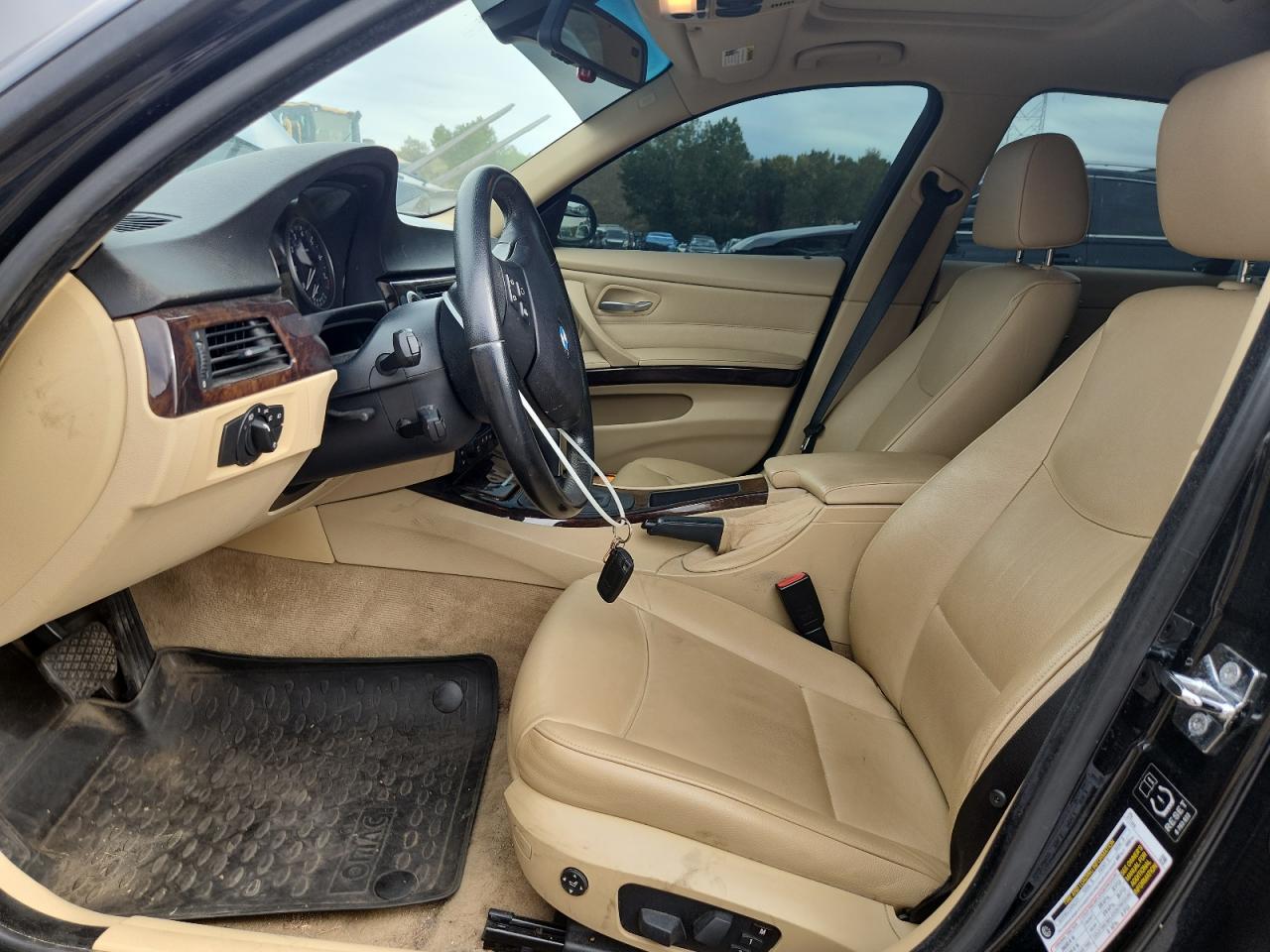 2006 BMW 325 I VIN: WBAVB135X6KR62281 Lot: 82076885