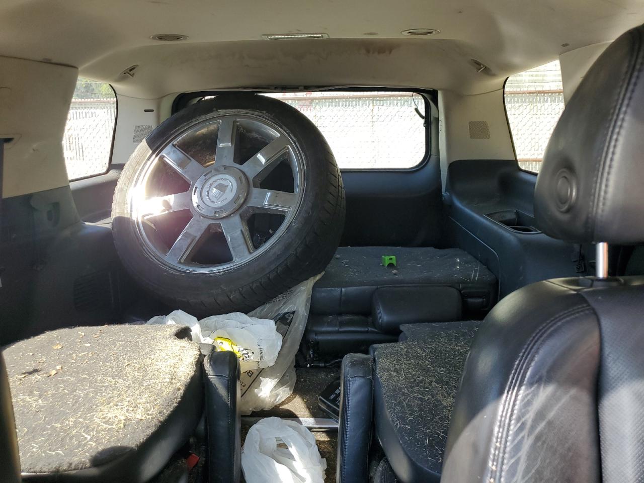 2007 Cadillac Escalade Luxury VIN: 1GYFK63817R258424 Lot: 80101615