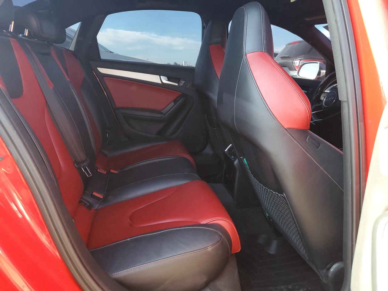 2014 Audi S4 Premium Plus VIN: WAUDGAFL1EA087670 Lot: 71860325