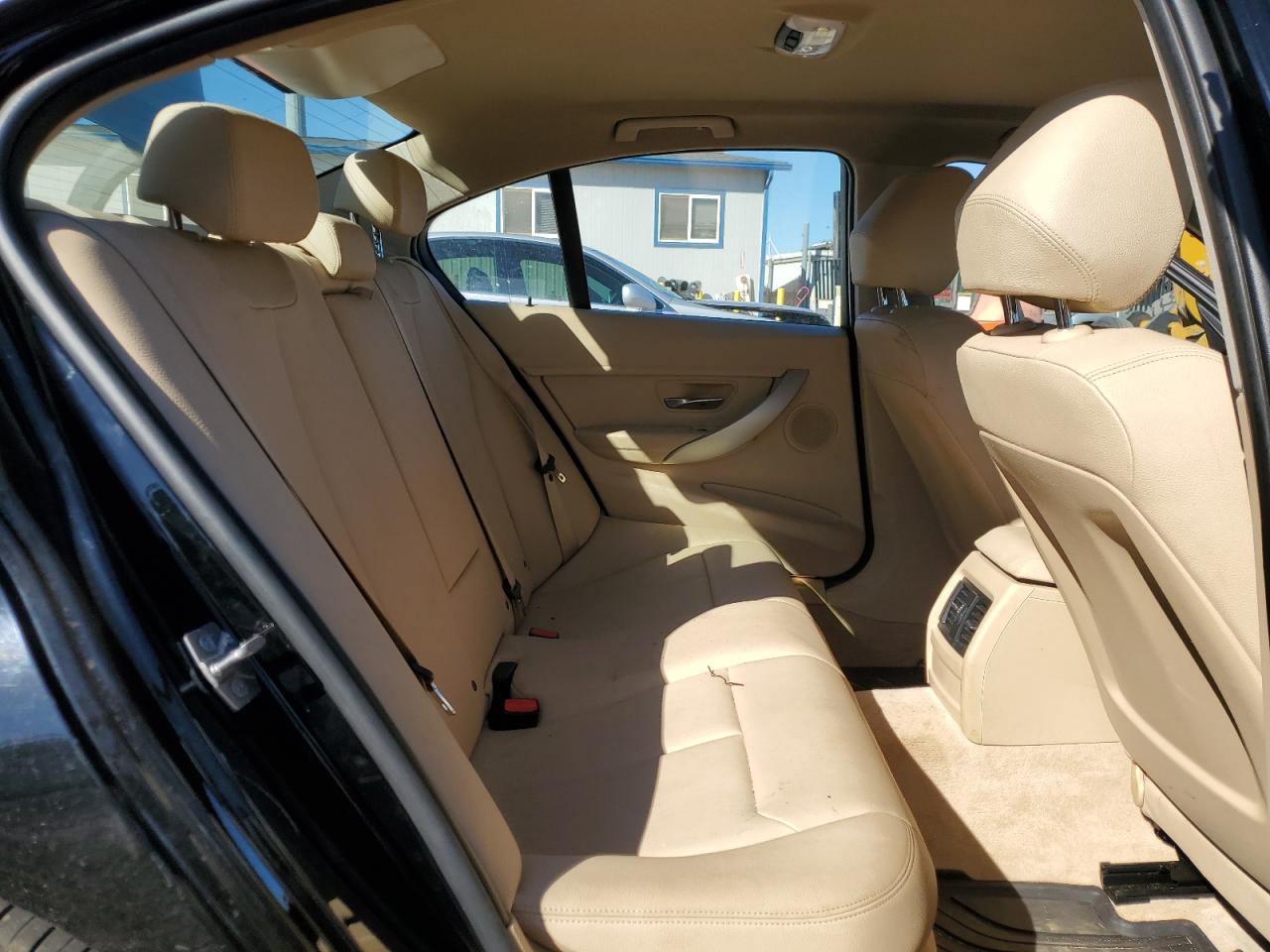 2014 BMW 320 I VIN: WBA3B1C52EK132898 Lot: 70786265