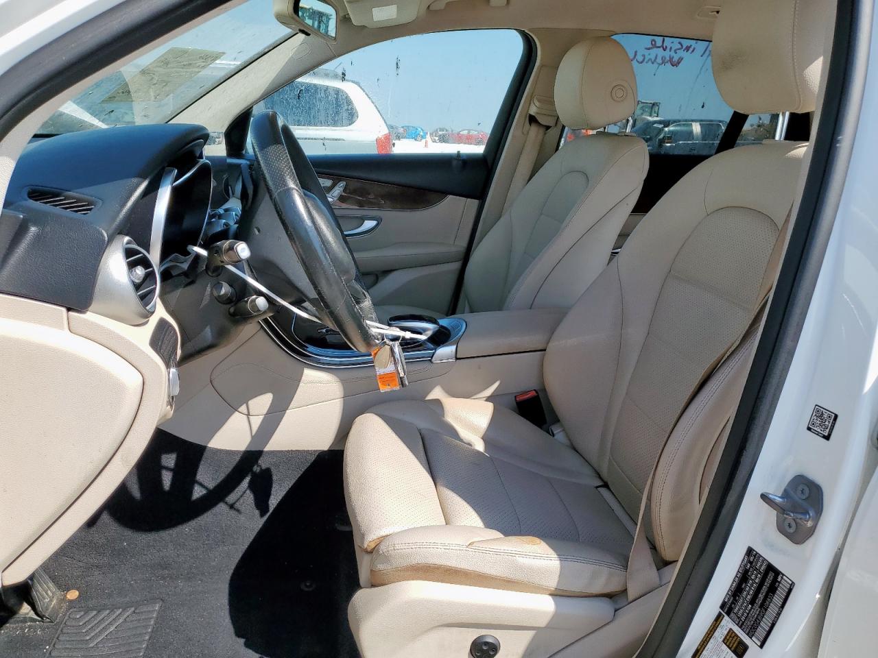 2016 Mercedes-Benz Glc 300 VIN: WDC0G4JB9GF108833 Lot: 80303295