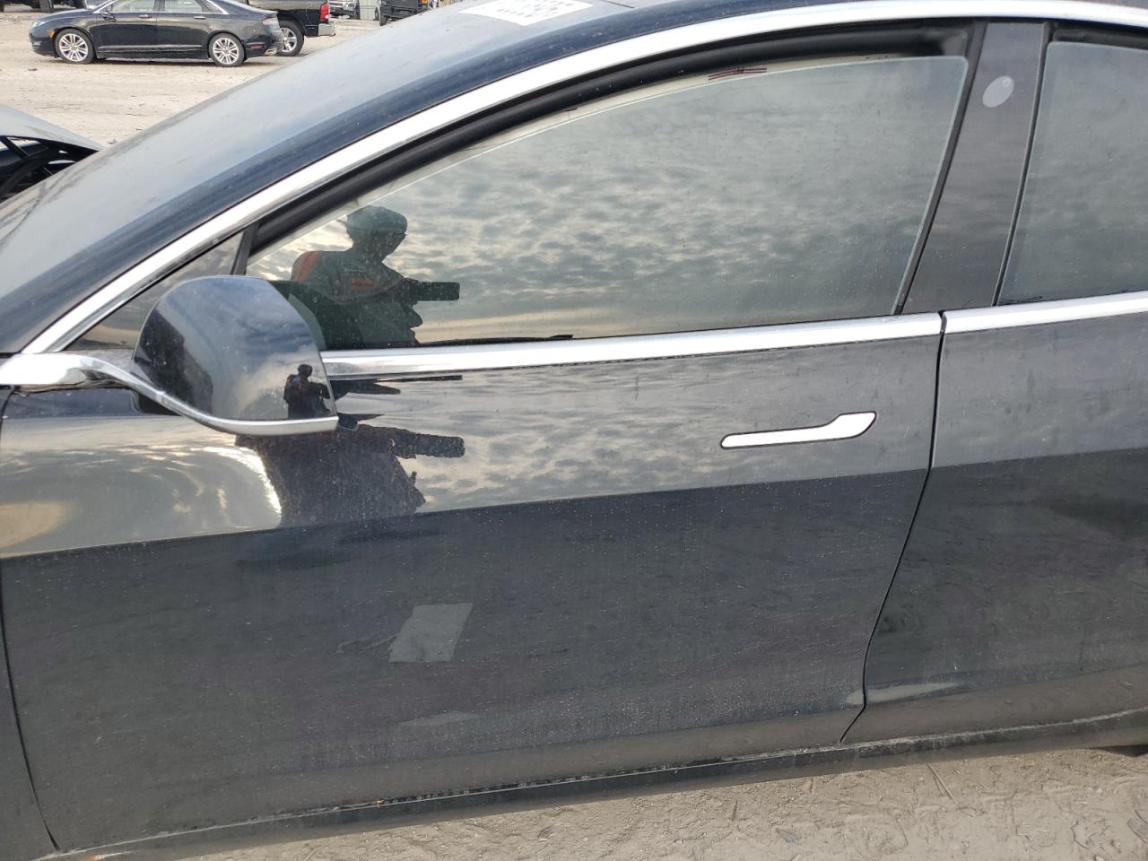 2019 Tesla Model 3 VIN: 5YJ3E1EA1KF413037 Lot: 81123695