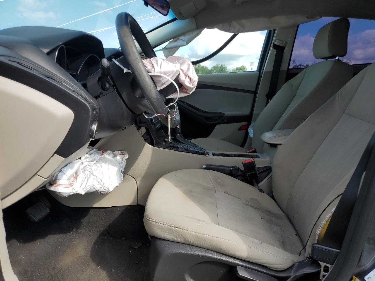 2017 Ford Focus Se VIN: 1FADP3F29HL276006 Lot: 84211445