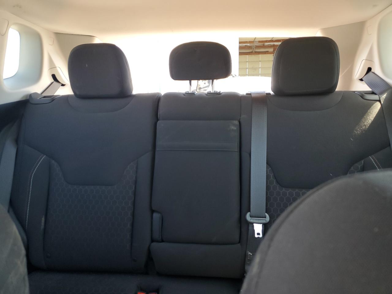 2018 Jeep Compass Sport VIN: 3C4NJDAB4JT399624 Lot: 80797875