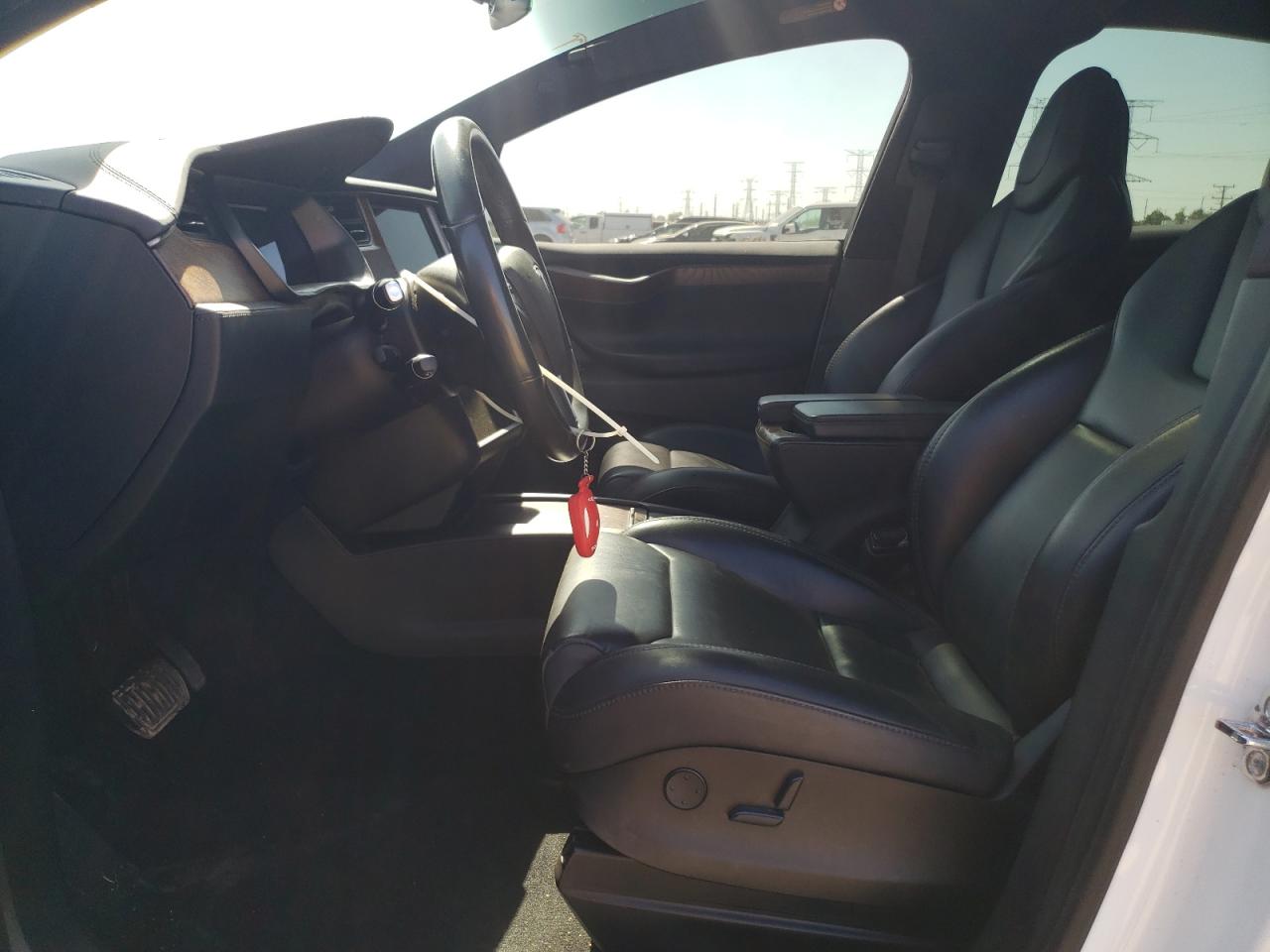 2018 Tesla Model X VIN: 5YJXCDE27JF113132 Lot: 80289885