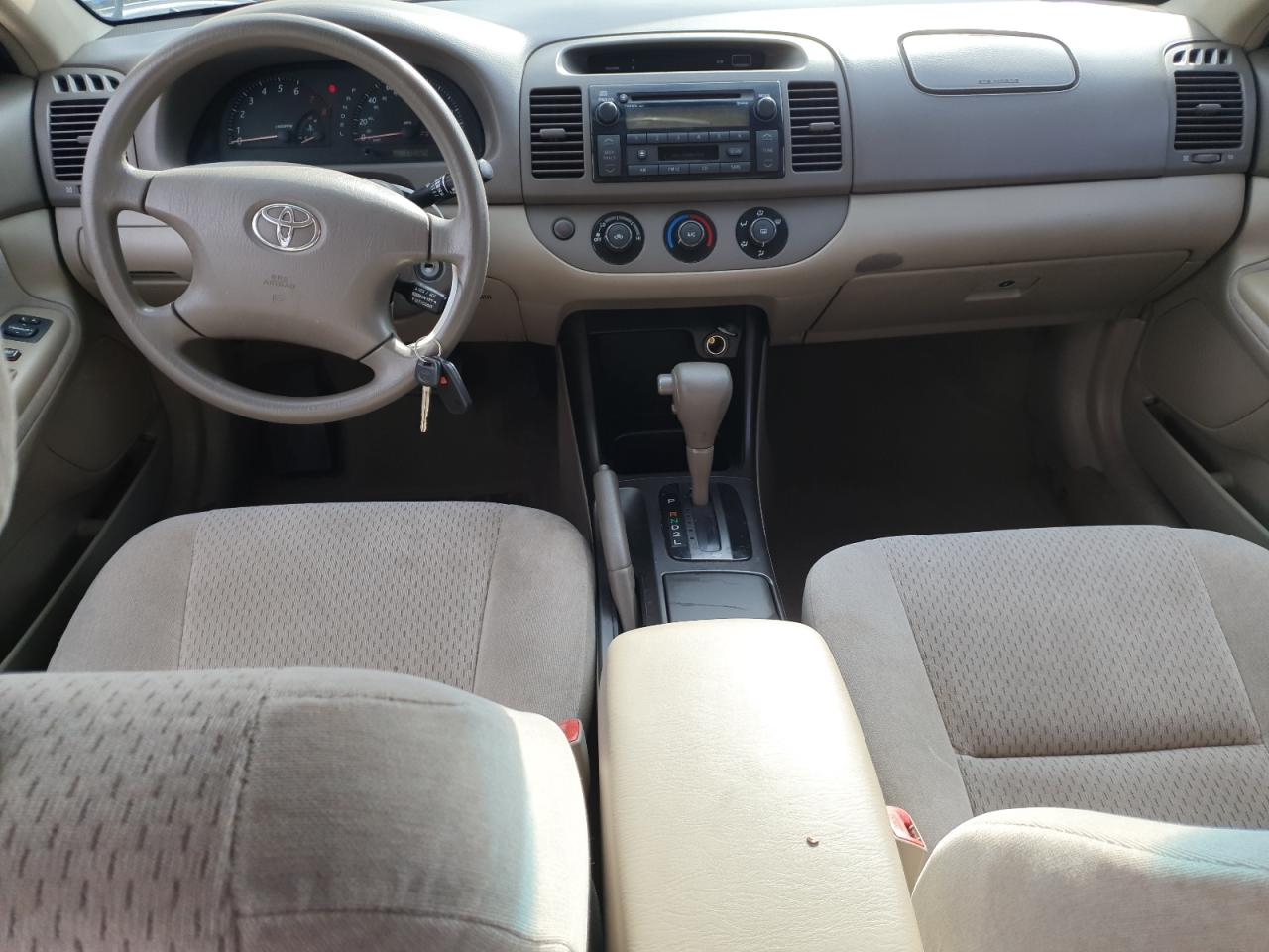 2004 Toyota Camry Le VIN: 4T1BE32K84U791690 Lot: 70896055