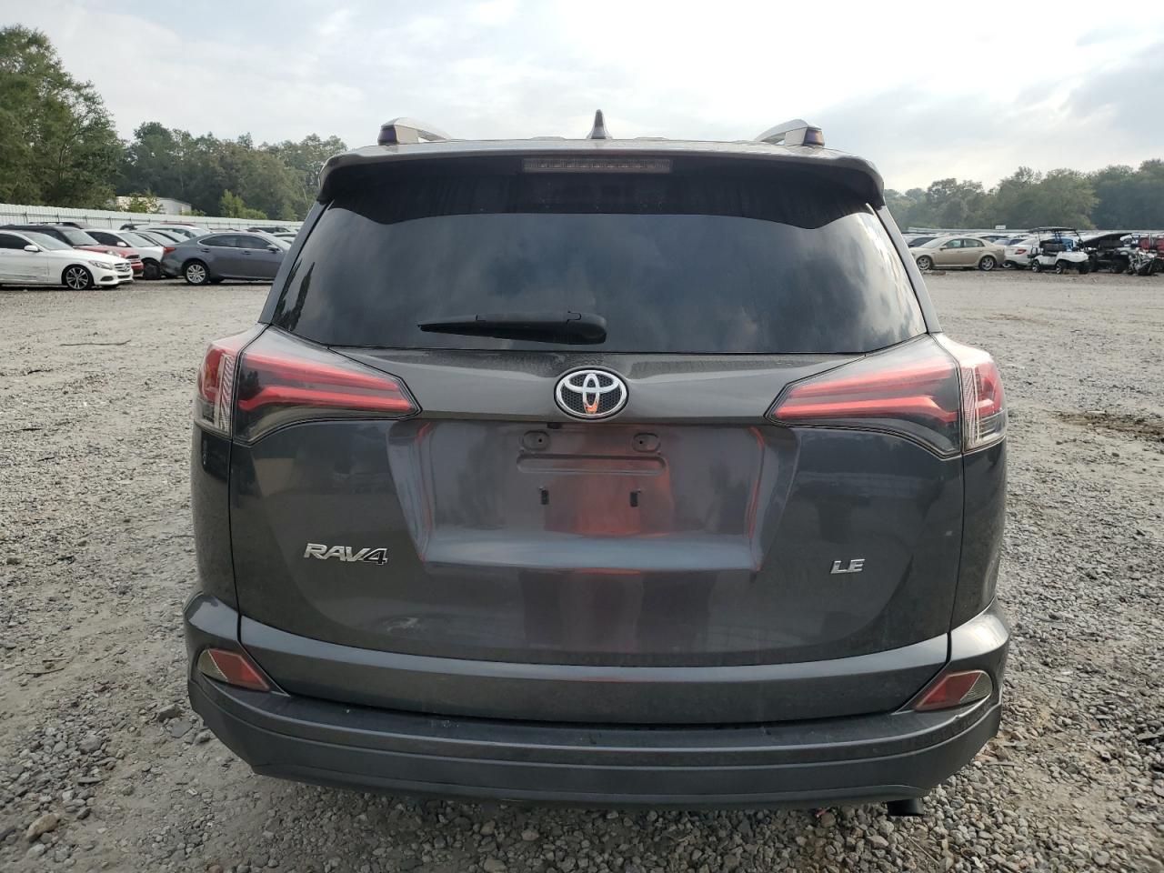 2018 Toyota Rav4 Le VIN: JTMZFREV3JD122456 Lot: 81029075