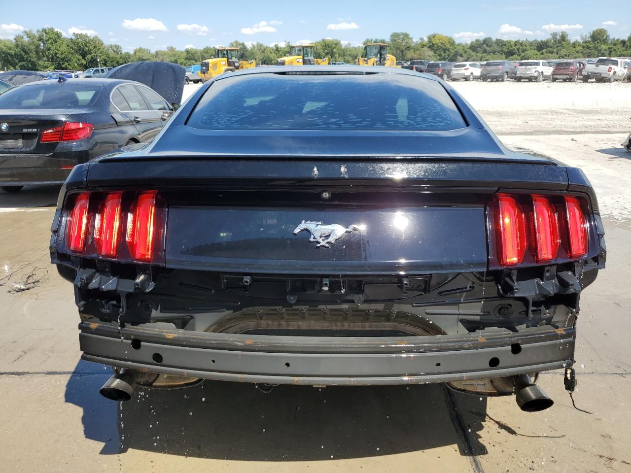 2015 Ford Mustang VIN: 1FA6P8TH1F5375046 Lot: 70708665