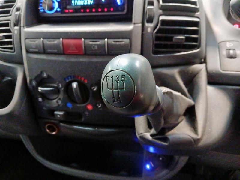 2002 PEUGEOT BOXER 330 LX MWB HDI 