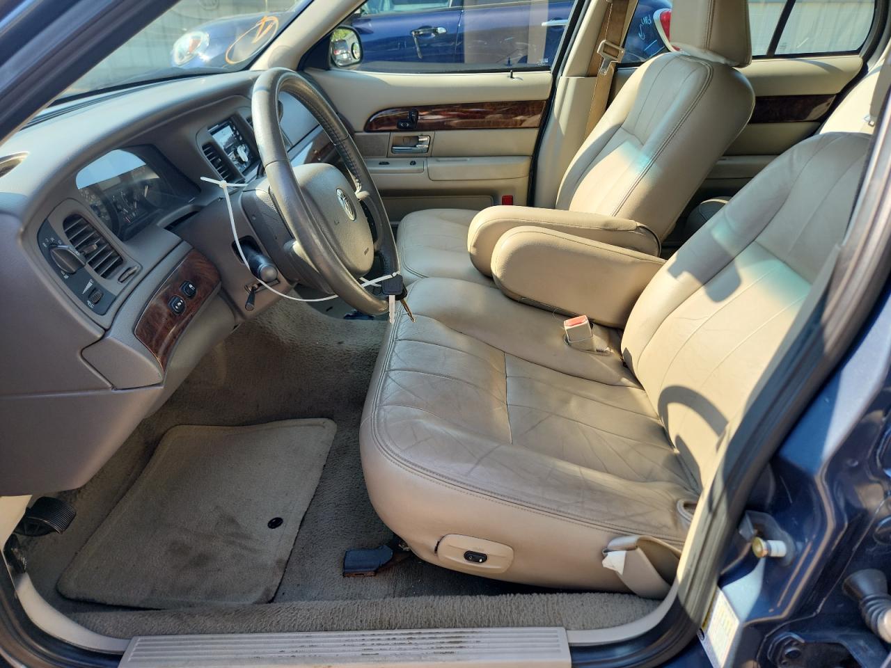 2007 Mercury Grand Marquis Ls VIN: 2MEFM75V17X637758 Lot: 80109315