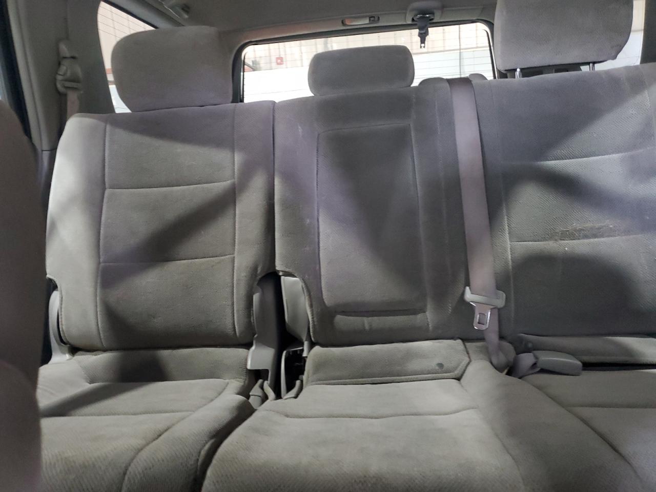 2005 Toyota Sequoia Sr5 VIN: 5TDBT44AX5S235505 Lot: 80778125