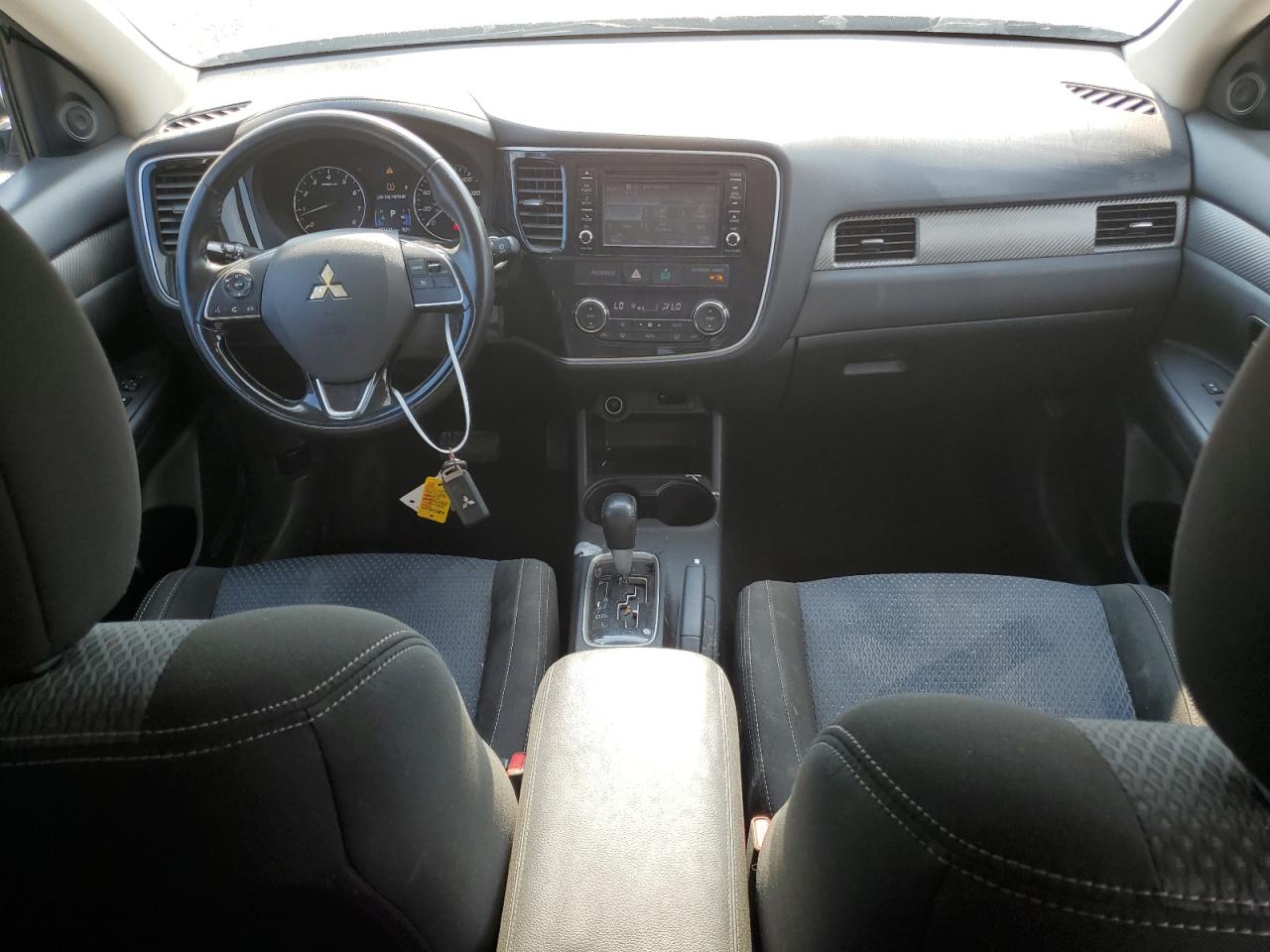 2016 Mitsubishi Outlander Se VIN: JA4AD3A37GZ020328 Lot: 81009235