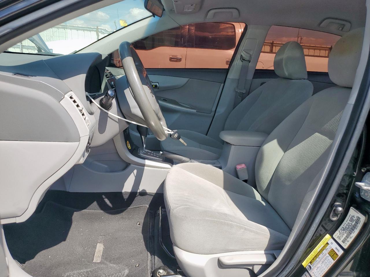 2010 Toyota Corolla Base VIN: 1NXBU4EE0AZ267511 Lot: 83858655