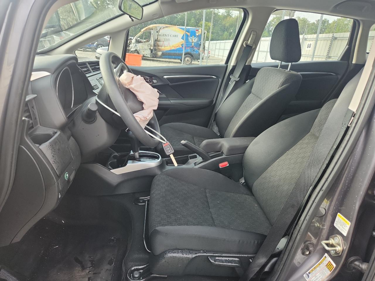 2015 Honda Fit Lx VIN: 3HGGK5H52FM719280 Lot: 82028475