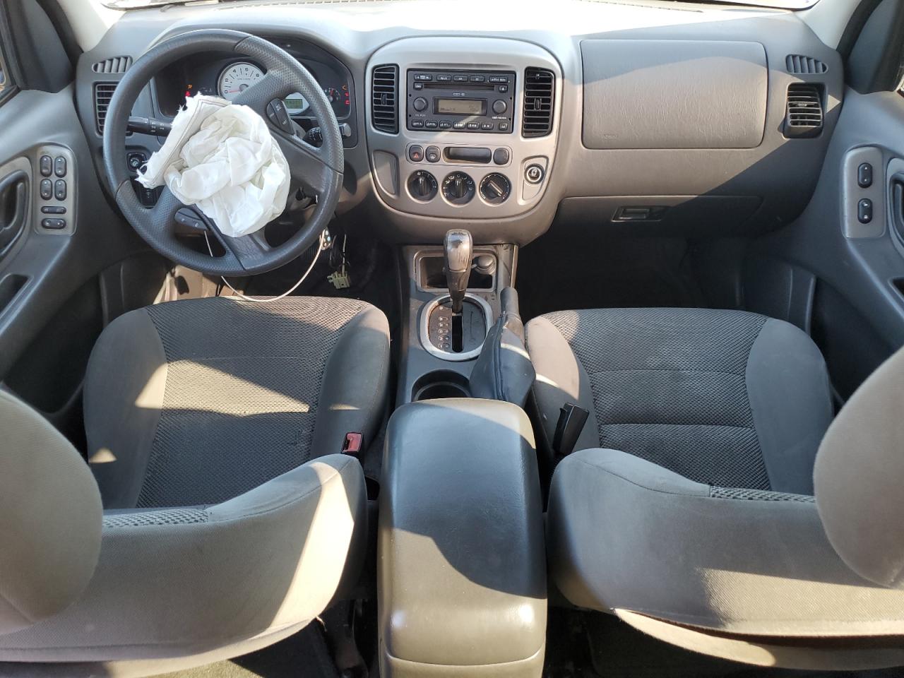 2005 Ford Escape Xlt VIN: 1FMYU03135KA15501 Lot: 84449655