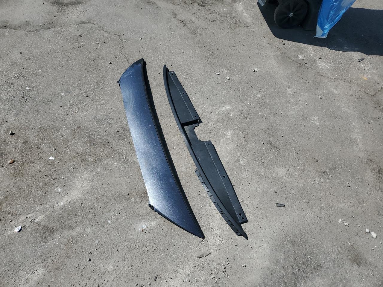 2018 Hyundai Elantra Gt VIN: KMHH35LE2JU009822 Lot: 81418955