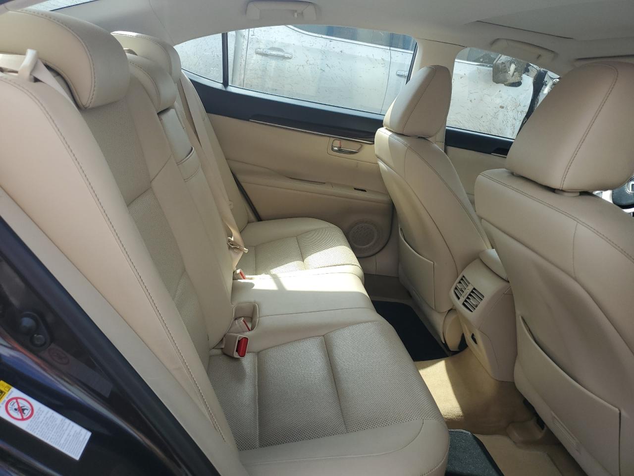 2014 Lexus Es 350 VIN: JTHBK1GG4E2136136 Lot: 84070655