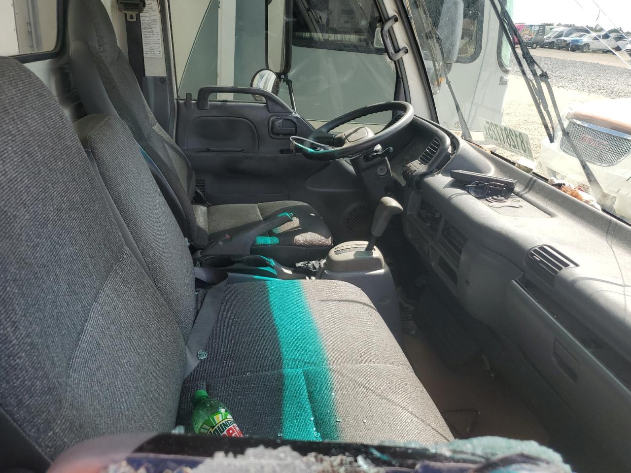 2006 Isuzu Npr VIN: 4KLB4B1U26J800960 Lot: 81281725