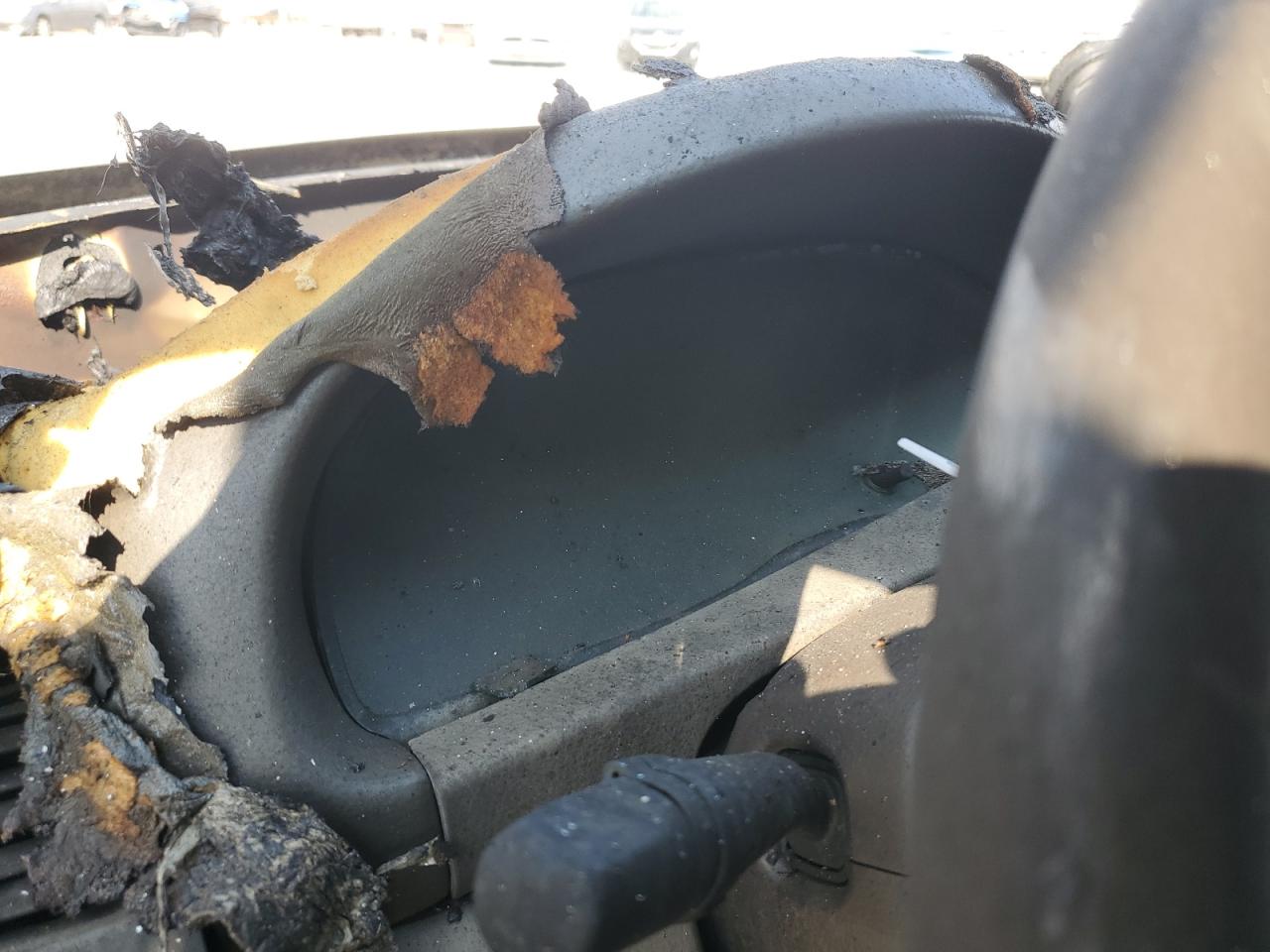 2003 Toyota Camry Le VIN: 4T1BE30K73U683658 Lot: 81338465