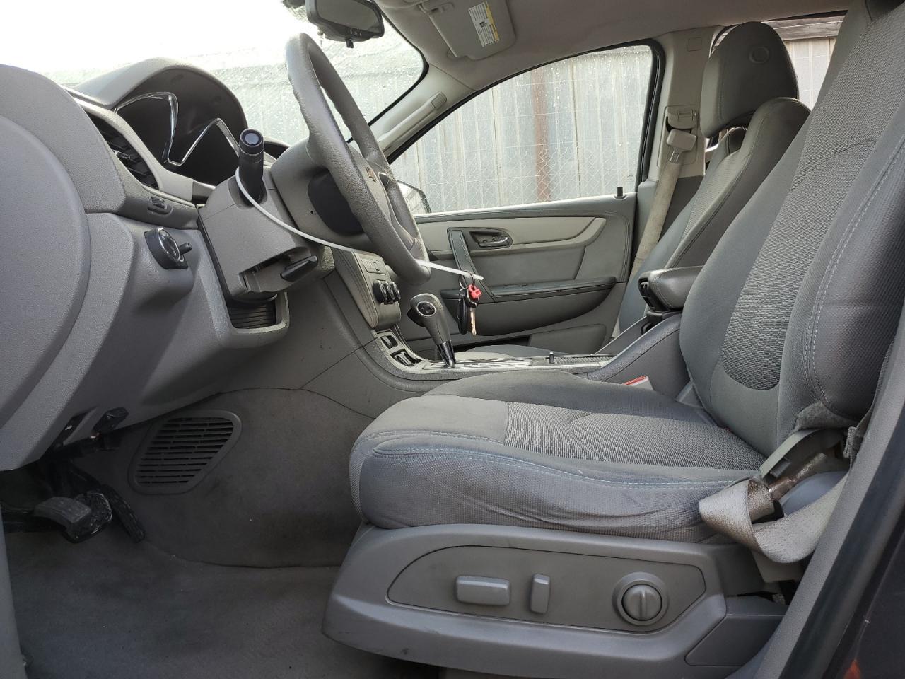 2017 Chevrolet Traverse Ls VIN: 1GNKRFKD1HJ140962 Lot: 81440265