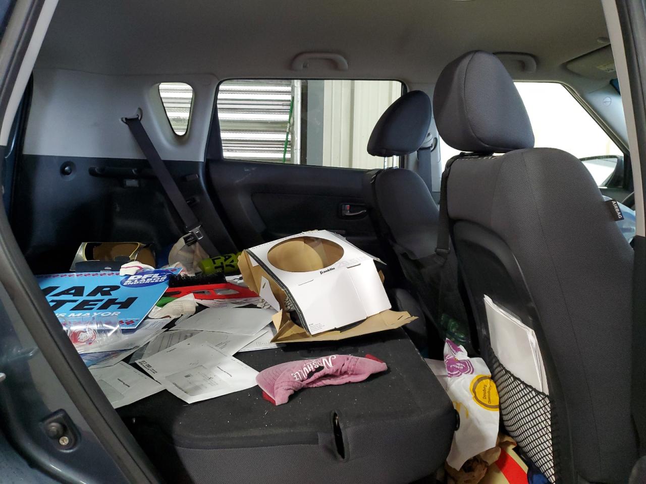 2011 Kia Soul + VIN: KNDJT2A24B7296092 Lot: 81603705